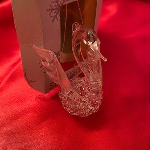 Vintage Christmas Silvestri Spun Glass Miniature Swan Ornament 3” X 2”.